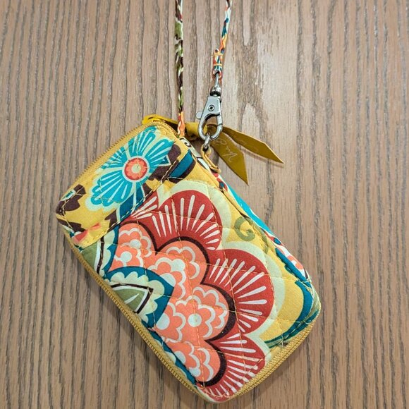 Retired Vera Bradley All in One Wristlet Wallet in Provencal Pattern - Picture 1 of 4